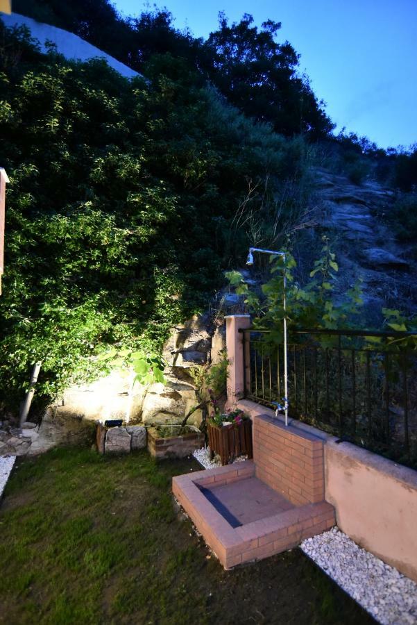 Searockhouse Villa Palaiontsiflikion Luaran gambar